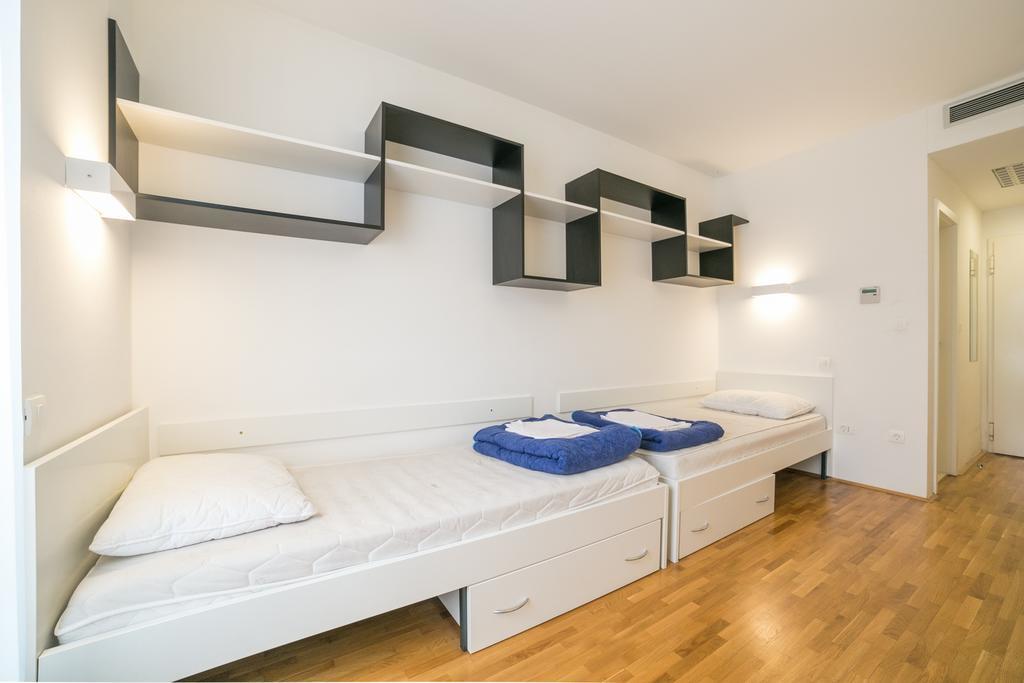 Rooms Kampus Спліт Екстер'єр фото